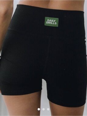 Daily Drills Black Ribbed Biker Bike Shorts Small 4” inseam